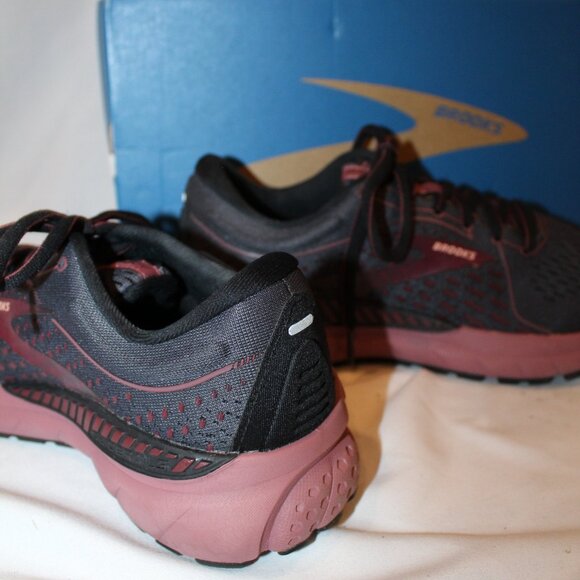 NIB SAUCONY WOMEN'S ADRENALINE GTS 21 BLACK PINK RUNNING SNEAKERS SZ 8 - Picture 5 of 6